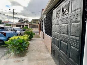 Casa en Venta Paraiso en Llanos de Santa Lucía, Paraíso, Cartago — 52 000 000 ₡ - Foto 5 de 25
