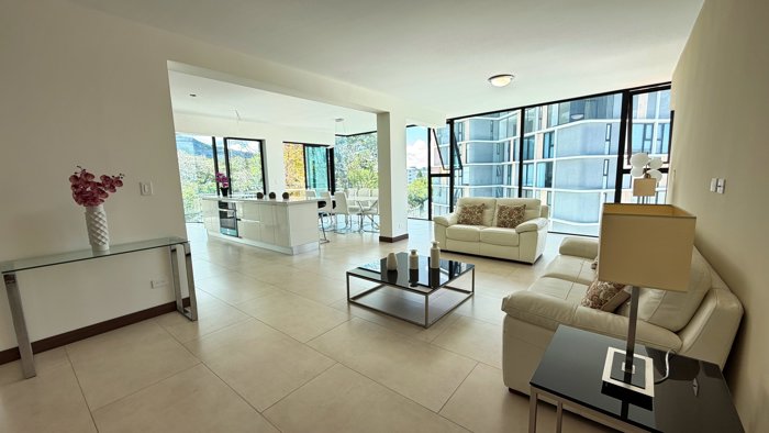 Venta de apartamentos elegantes en condominio, Escazú. (FE) in San Rafael, Escazú, San José — $385,000 - Photo 2 of 20