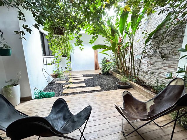 ¡Oportunidad! Condominio Remodelado en Ciudad Colón | $275,000 in Colón, Mora, San José — $275,000 - Photo 3 of 16
