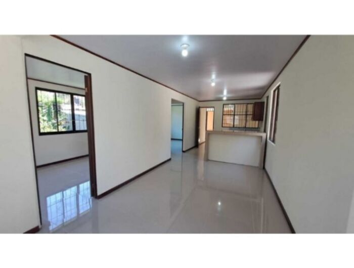 VENDO 2 CASAS EN LA TRINIDAD DE MORAVIA. en La Trinidad, Moravia, San José — ₡ 69 000 000