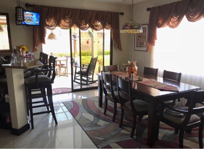 Casa en Tres Rios Condominio La Floresta en Curridabat, San José — $335,000 - Foto 2 de 7