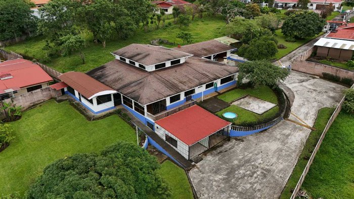 PROPIEDAD UNICA EN SAN JOAQUIN DE FLORES. en San Joaquín, Flores, Heredia — $950,000