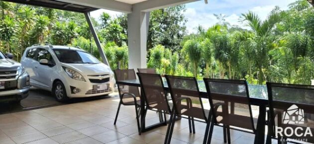 Luxury house for sale in Perez Zeledón  in San Isidro De El General, Pérez Zeledón, San José — $524,000