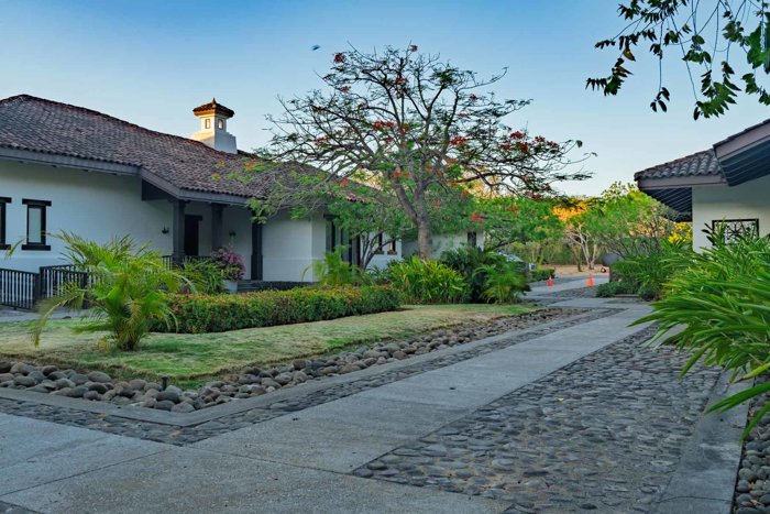 Residencia Colonial de Lujo en Hacienda Pinilla en Tamarindo, Santa Cruz, Guanacaste — $799,000 - Foto 3 de 18