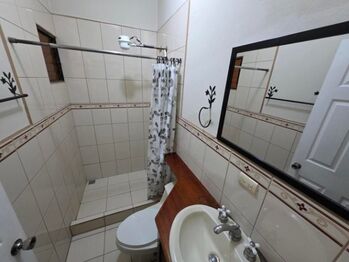 Venta de Apartamento en Condominio Cerro Vista  in Granadilla, Curridabat, San José — 45 500 000 ₡ - Photo 4 of 13
