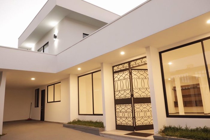 Moravia Ganga Los Colegios in San Vicente, Moravia, San José — $480,000