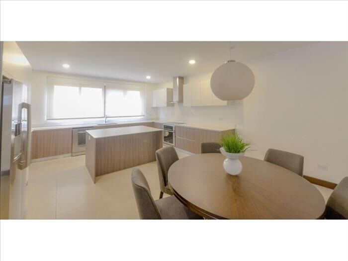 VENTA DE APARTAMENTO AMOBLADO, SAN JOSE, ESCAZU, CONDOMINIO VIVENTO en San Rafael, Escazú, San José — $1,015,000