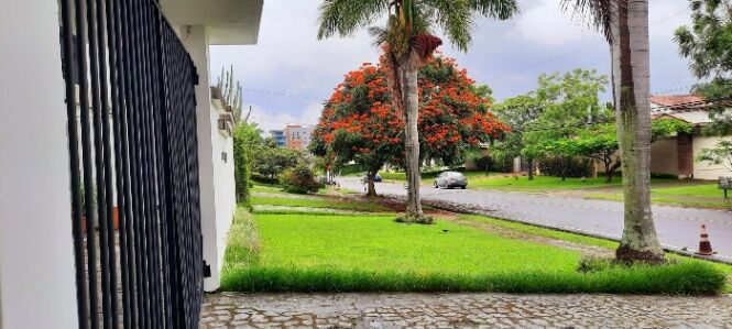 Se vende casa en Escazú Centro 25-1430 en Escazú, San José — $238,000