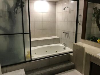 Casa para Alquiler de arquitectura contemporánea  en San Rafael, Escazú, San José — $4,000 - Foto 4 de 19