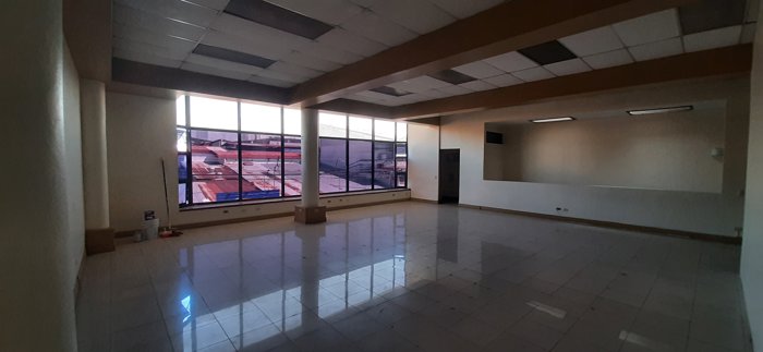 BODEGA DE 160 M2 EN HEREDIA CENTRO en Heredia — ₡ 650 000 - Foto 2 de 12
