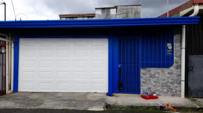 Casa en buen estado en Ipís, Goicoechea, San José — ₡ 45 000 000