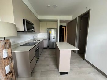 Apartamento en venta moderno con balcón y amenidades premium en San José #26-863 GS en Mata Redonda, San José — $195,000 - Foto 5 de 12