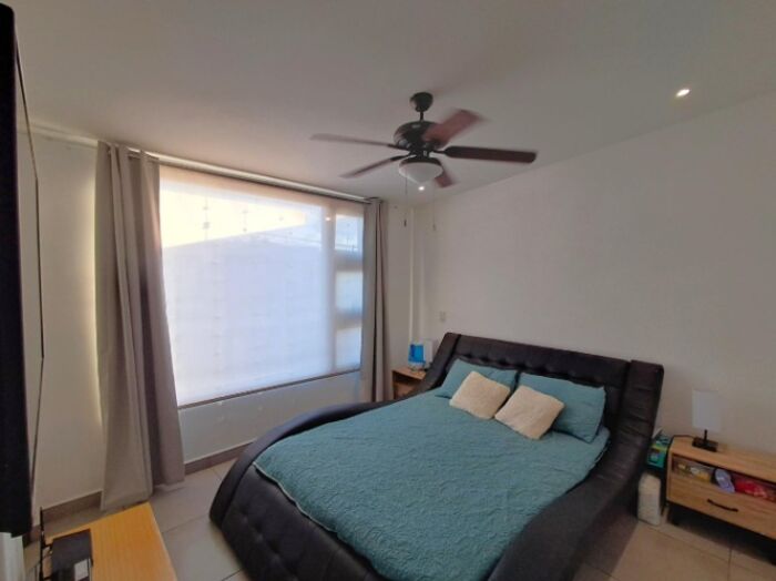 Se vende casa con patio en Heredia 26-993 en Heredia — ₡ 89 000 000 - Foto 2 de 19