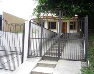 Venta de Casa en Flores-San Joaquín. RAH 27-856