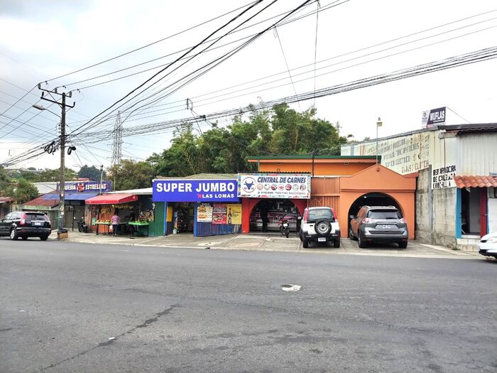 VENTA DE CASA, APTO Y LOCALES COMERCIALES, SAN JOSE, GOICOECHEA. en Guadalupe, Goicoechea, San José — $385,000