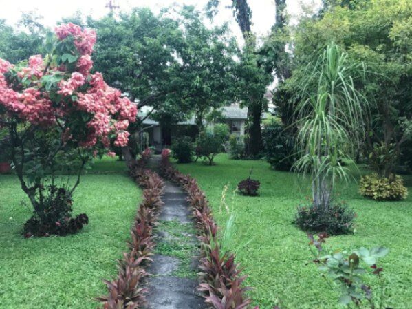Venta de Majestuosa Casa en Escazú / Mls. 25-244 OFC JB  in San Rafael, Escazú, San José — $630,000