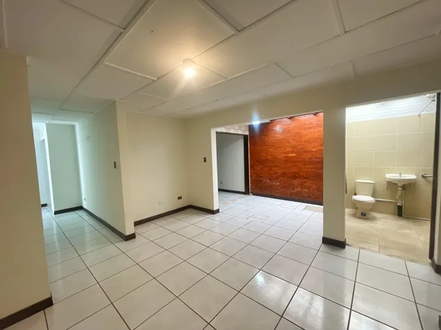 Amplia para vivienda u oficina, en Rohrmoser! P142 en Pavas, San José — $2,000 - Foto 3 de 30