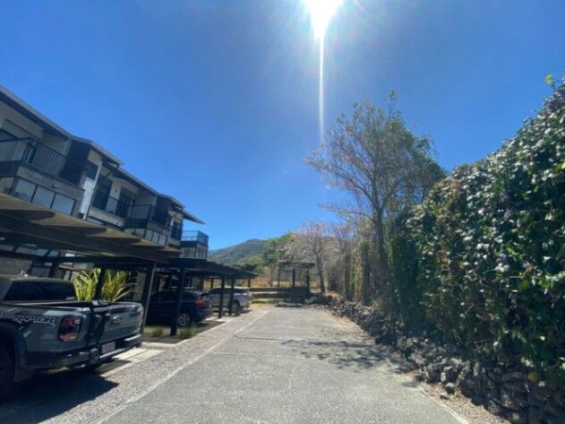 Venta de Townhouse de 3 Niveles en Piedades de Santa Ana. RAH 26-1396 in Piedades, Santa Ana, San José — $249,000