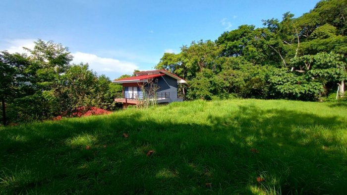 Lote en area de naturaleza con servicios en Atenas in Atenas, Alajuela — $55,000 - Photo 2 of 6