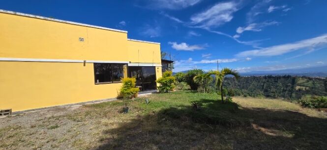 VENTA DE CASA CON 2 APARTAMENTOS, ALAJUELA, NARANJO, CIRRÍ SUR - 9693526 en Cirrí Sur, Naranjo, Alajuela — $280,000