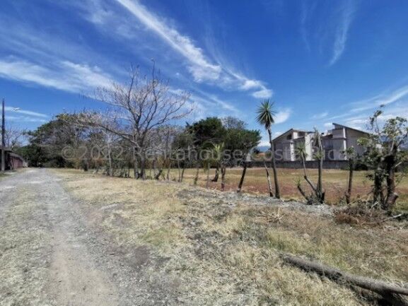 En Venta Lote Plano en Piedades de Santa Ana. in Piedades, Santa Ana, San José — $228,740