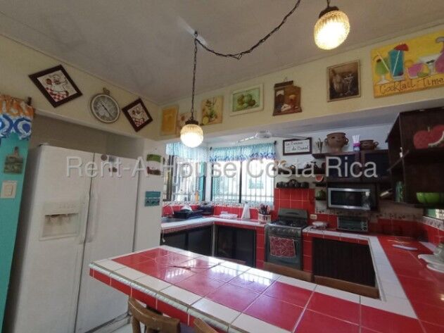 Venta de Casa de Playa en Puntarenas. RAH 26-1431 PRECIO REBAJADO in Chacarita, Puntarenas — ₡ 120 000 000