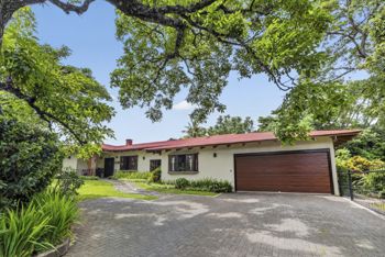 Venta de lujosa casa en Santa Ana en Pozos, Santa Ana, San José — $1,400,000 - Foto 2 de 47