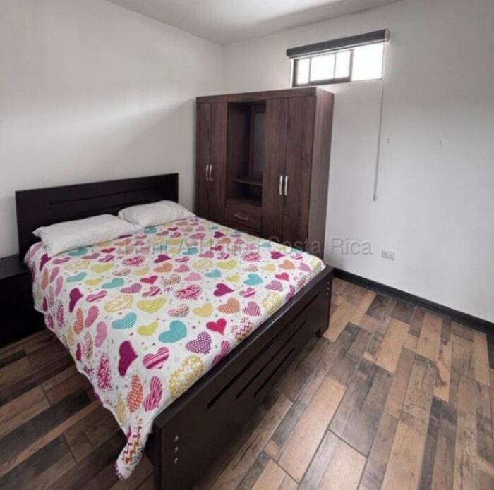 Venta de Casa + APTO en Grecia CENTRO de Alajuela. RAH 26-2066 OPORTUNIDAD ÚNICA en Grecia, Alajuela — ₡ 120 000 000