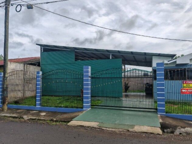 🏡 VENTA DE CASA ESQUINERA EN BARRIO LA AMISTAD – SANTA ROSA – POCO SOL- ALAJUELA en Pocosol, San Carlos, Alajuela — ₡ 50 000