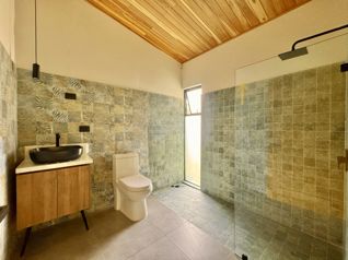 Sale property with two independent modules, La Fortuna in La Fortuna, San Carlos, Alajuela — 98 000 000 ₡ - Photo 5 of 17