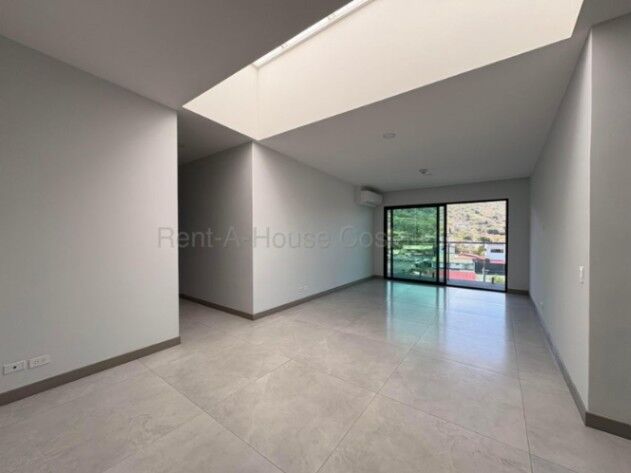 Alquiler de Apartamento en Escazú. in Escazú, San José — $4,500