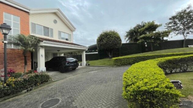 CASA EN VENTA, SAN ANTONIO ESCAZÙ $267.721 COD#26-370 in San Antonio, Escazú, San José — $26,721