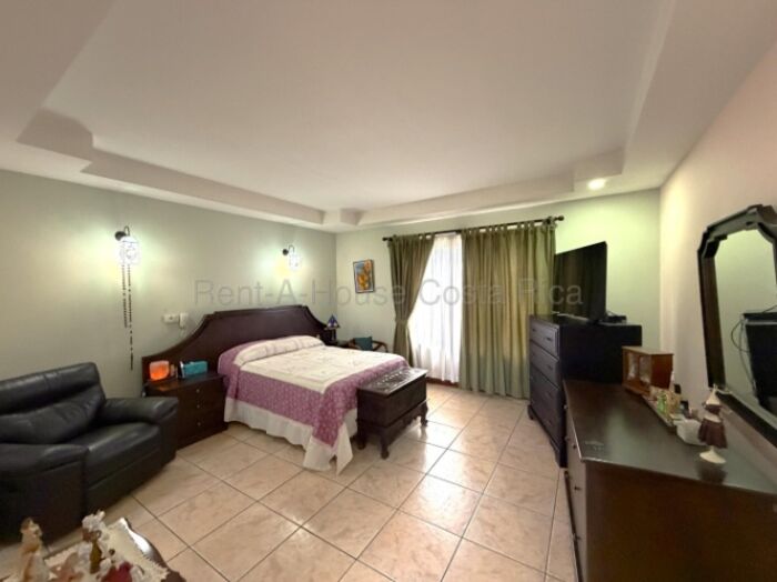 Casa de lujo de un nivel en venta en Altamonte, Curridabat #26-2159 GS en Granadilla, Curridabat, San José — $700,000