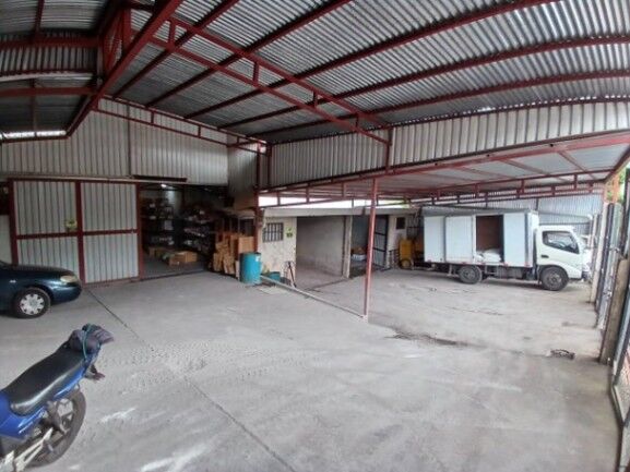 Venta de 4 Bodegas en La Unión, Cartago.  en Río Azul, La Unión, Cartago — ₡ 170 000 000