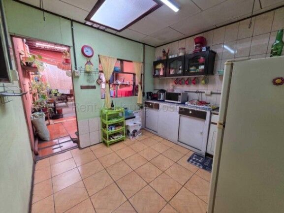 MLS-26-1575 LS VENTA CASA ORIENTAL CARTAGO CONTACTENOS AL # 86127562 in Oriental, Cartago — $100,000