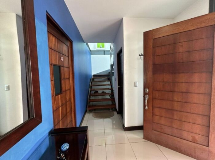 Venta de Casa en Condominio, San Rafael de Montes de Oca. RAH 26-356 in San Rafael, Montes De Oca, San José — $305,000