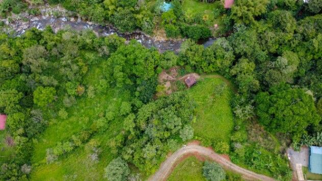 1.3 Hectares con Rio en Quebradas, Perez Zeledon en San Isidro De El General, Pérez Zeledón, San José — $135,999