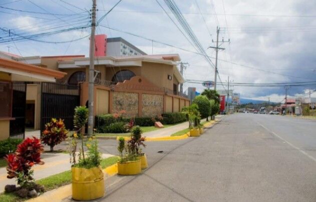  Casa en venta Condominio Real las Gladiolas en Ulloa, Heredia — ₡ 97 000 000