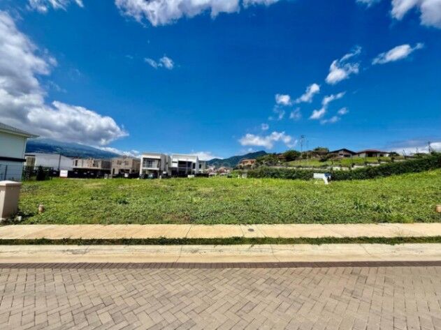 Venta de Lote en Sánchez de Curridabat. en Sánchez, Curridabat, San José — $169,400