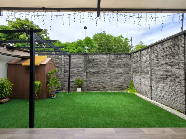 CASA EN VENTA EN VISTAS DE LAS FLORES, HEREDIA en San Francisco, Heredia — ₡ 250 000 - Foto 2 de 23