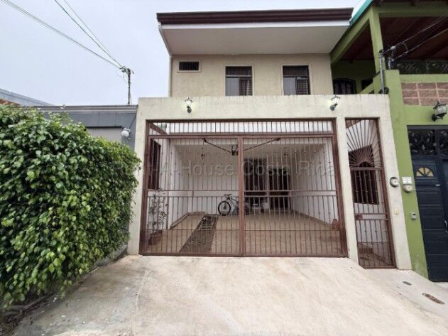 Se vende casa en San Diego La Unión 26-2224 en San Diego, La Unión, Cartago — ₡ 85 000 000