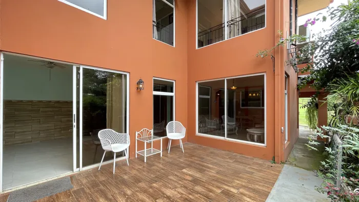 Casa de dos plantas en venta en Grecia, Alajuela en Mercedes, Atenas, Alajuela — ₡ 98 000 000 - Foto 3 de 24
