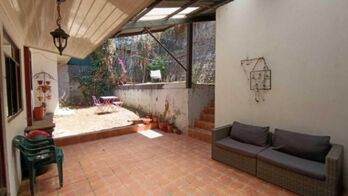 Se vende moderna casa con patio en Lomas de Ayarco Sur 25-1556 en Curridabat, San José — $265,000 - Foto 4 de 11