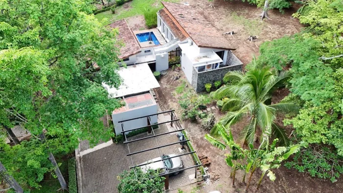 Beautiful 250 m² house in a condominium in Orotina in Orotina, Alajuela — $320,000
