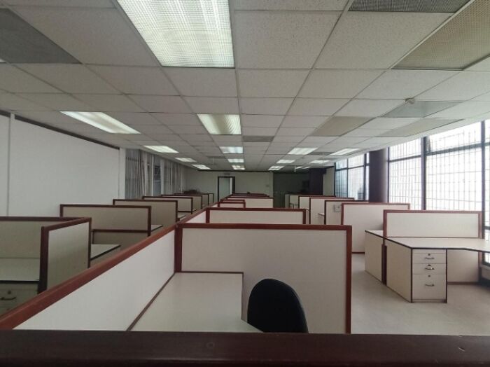 Venta/ Alquiler edifio comercial con mobiliario en Carmen, San José — $1,150,000