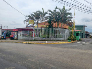 Locales comerciales ya alquilados para venta **1999 in Guadalupe, Goicoechea, San José — 90 000 000 ₡ - Photo 2 of 22