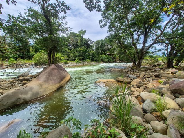 3+ Acres con rio en La Bonita de Rivas in Rivas, Pérez Zeledón, San José — $122,000