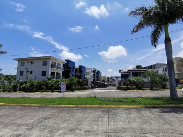 Venta de Apartamento en Ulloa, Heredia. in Ulloa, Heredia — $165,000