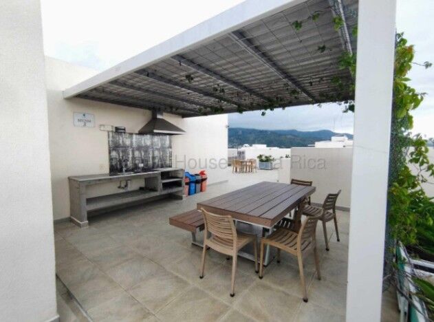 Apartamento en venta en Bambú Eco Plaza con paneles solares #26-2006 GS en San Sebastián, San José — $152,000
