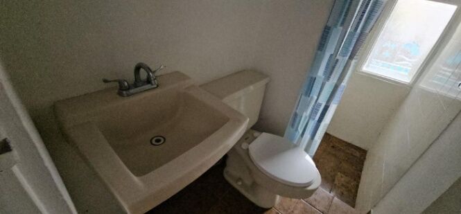 Venta de Casa en Granadilla de Curridabat. RAH 26-563 en Granadilla, Curridabat, San José — ₡ 65 000 000